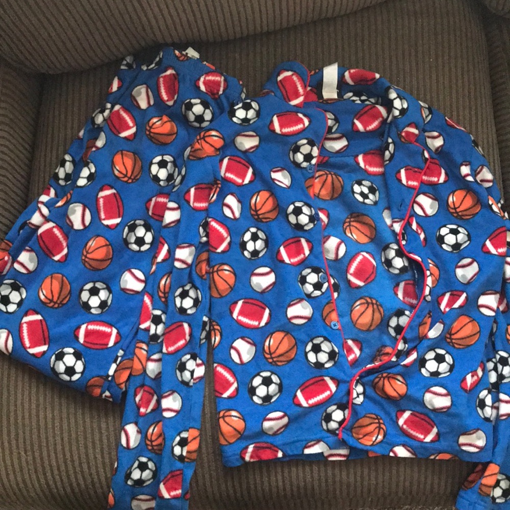 Boys pajamas 🧢